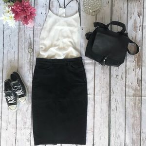 😍 Ann Taylor Denim skirt Sz 6 SO CUTE!! 😍